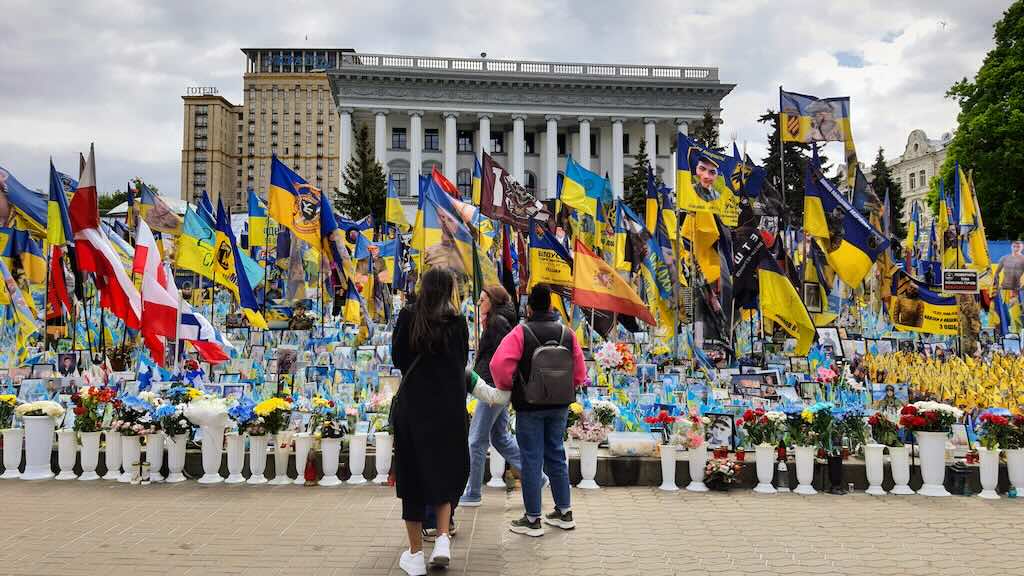 Gedenkort für gefallene ukrainische Verteidiger auf dem Maidan in Kyiv