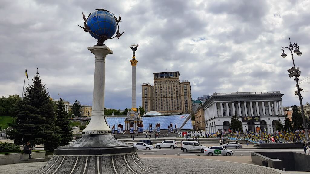 Nullkilometer am Maidan Nesaleschnosti in Kyiv